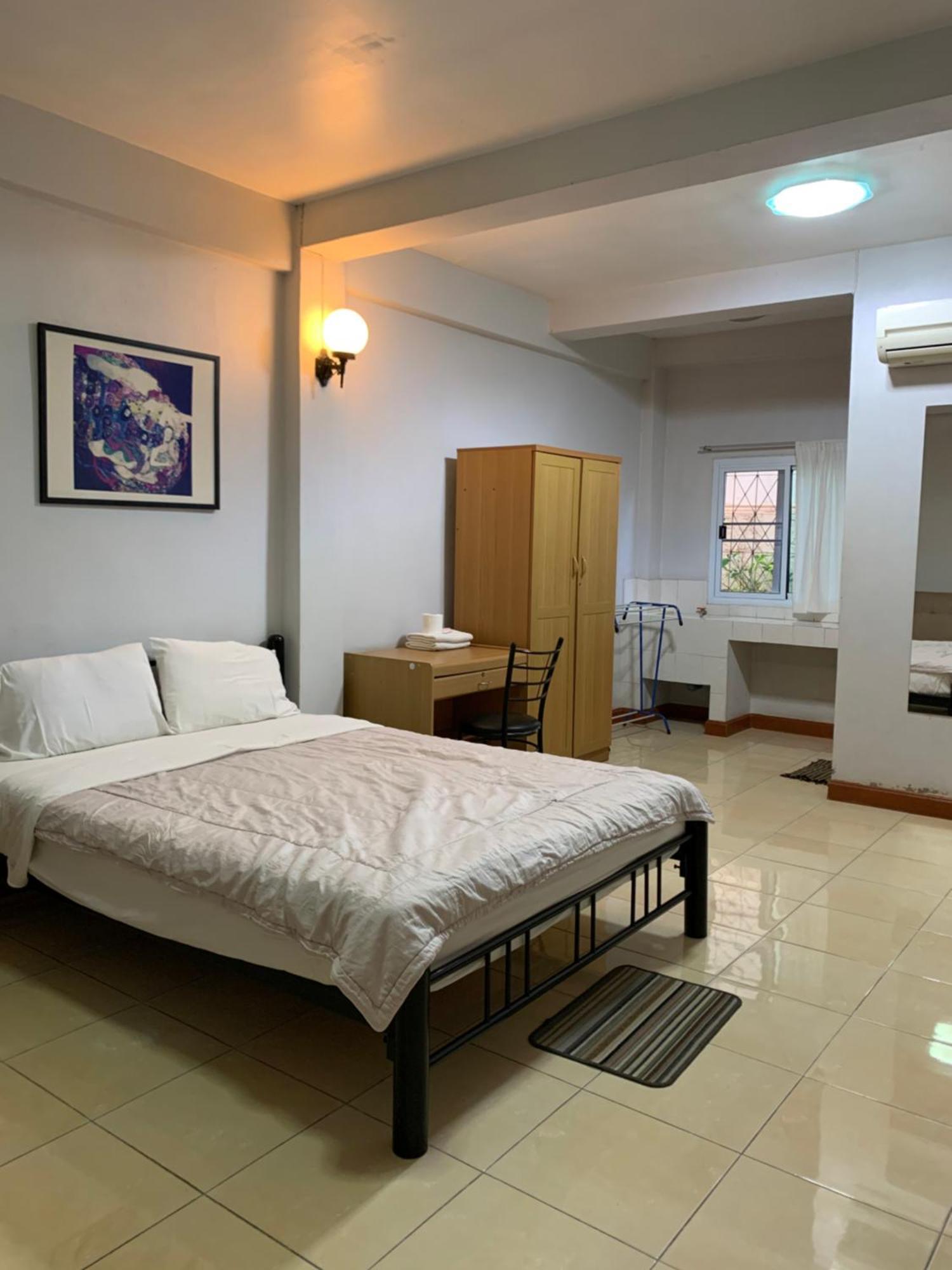 Pikul Apartment Hotel 농카이 외부 사진