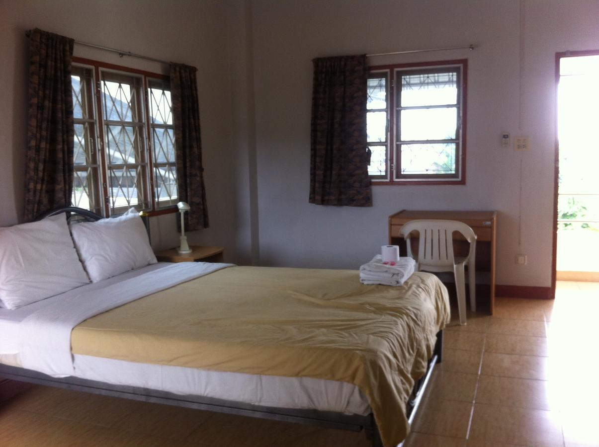 Pikul Apartment Hotel 농카이 외부 사진