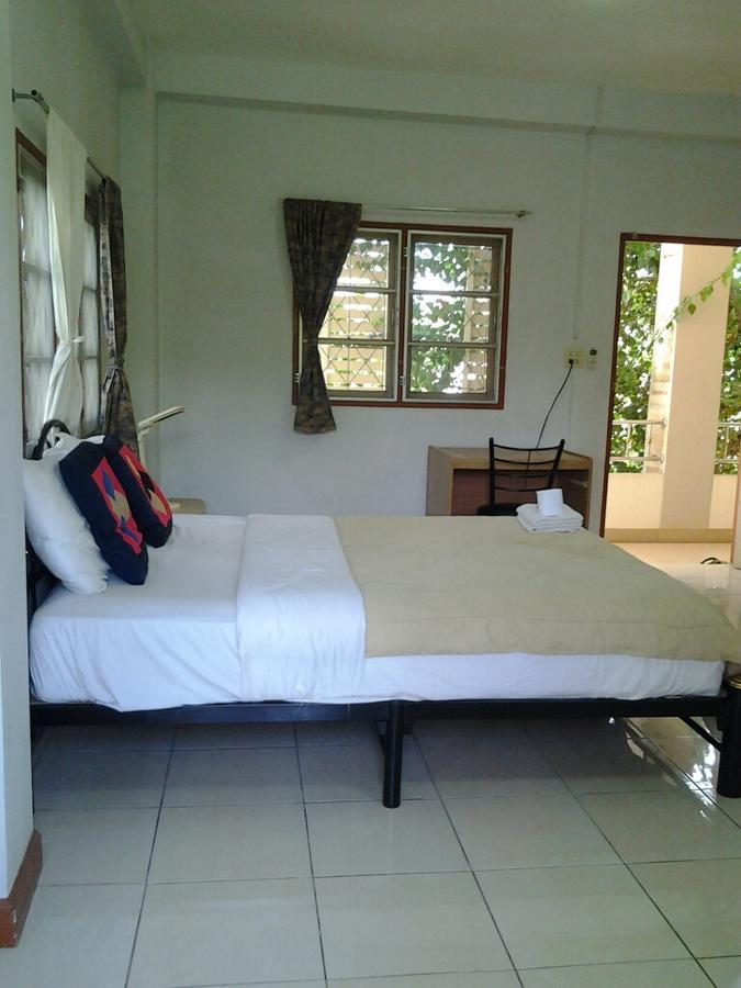 Pikul Apartment Hotel 농카이 외부 사진